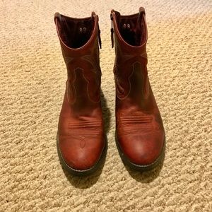 Women’s Ariat Red Cowboy Boots